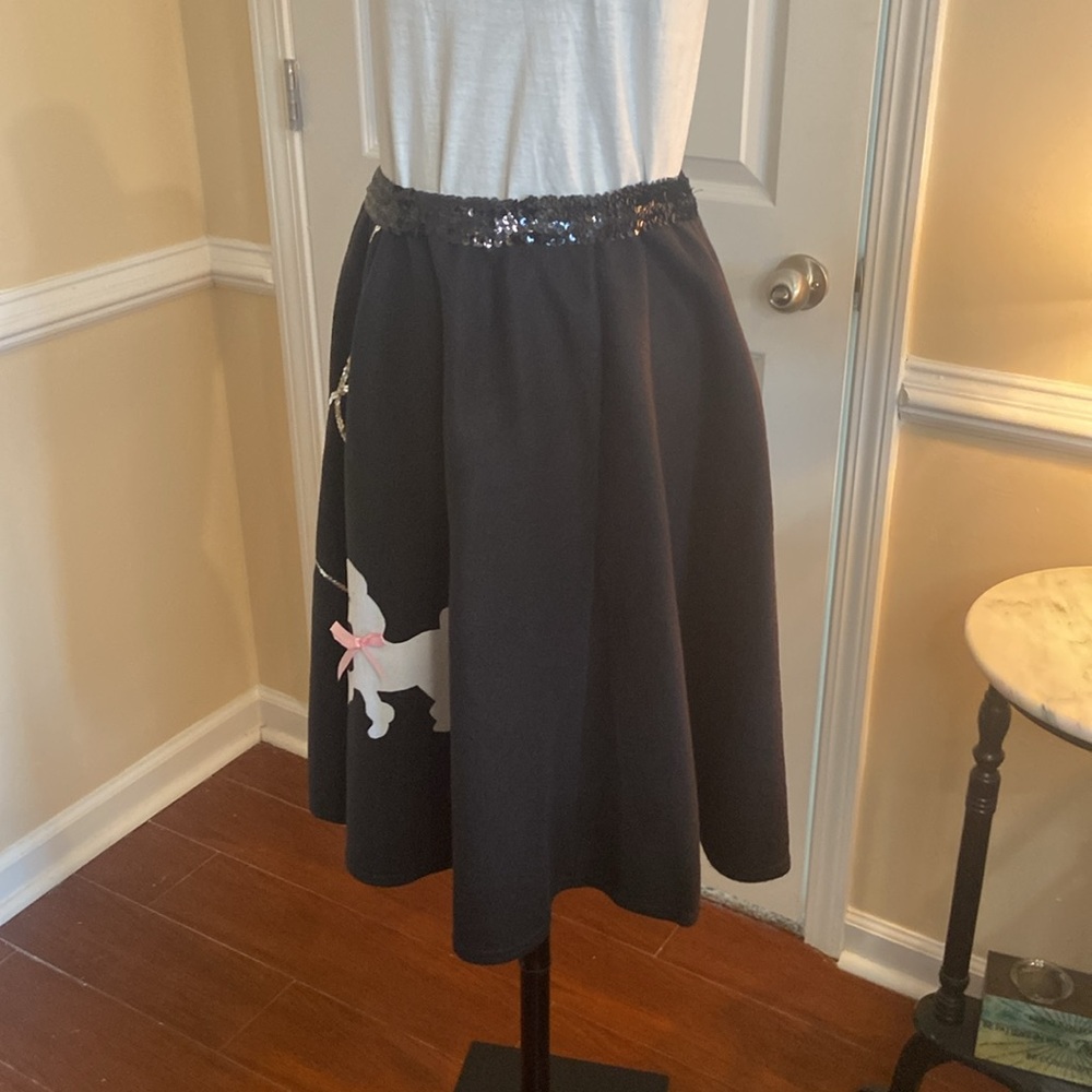 Women’s Poodle Skirt - Picture 7 of 14